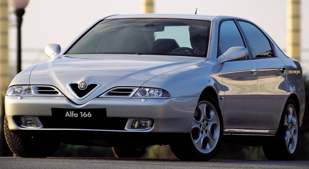Alfa Romeo 166