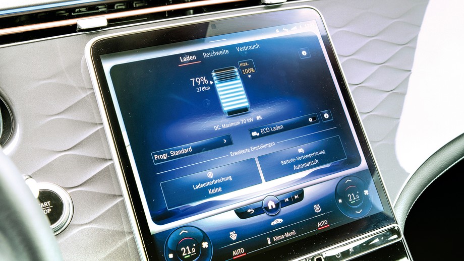 Mercedes EQE 350+ (2022)