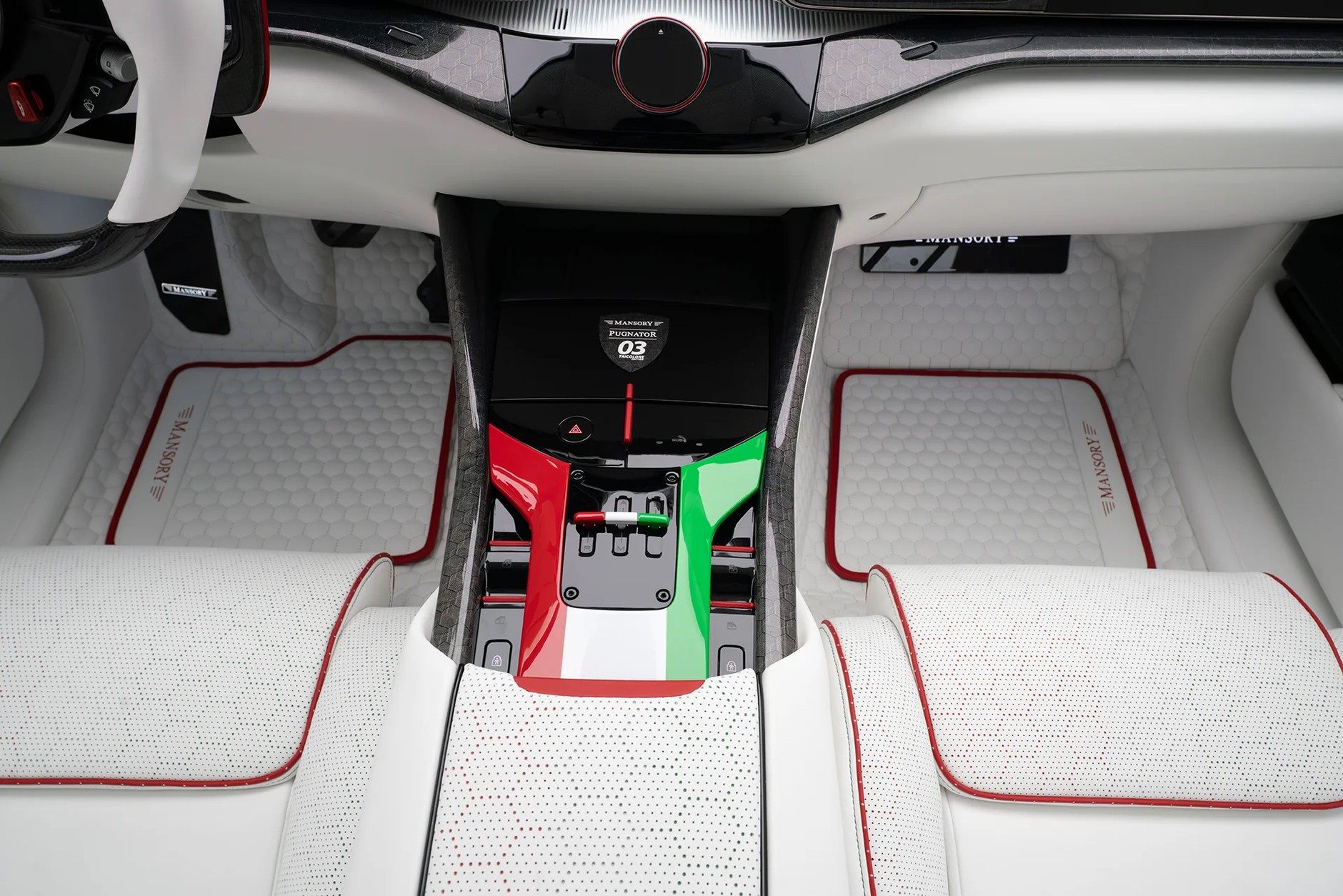 Mansory Pugnator Tricolore