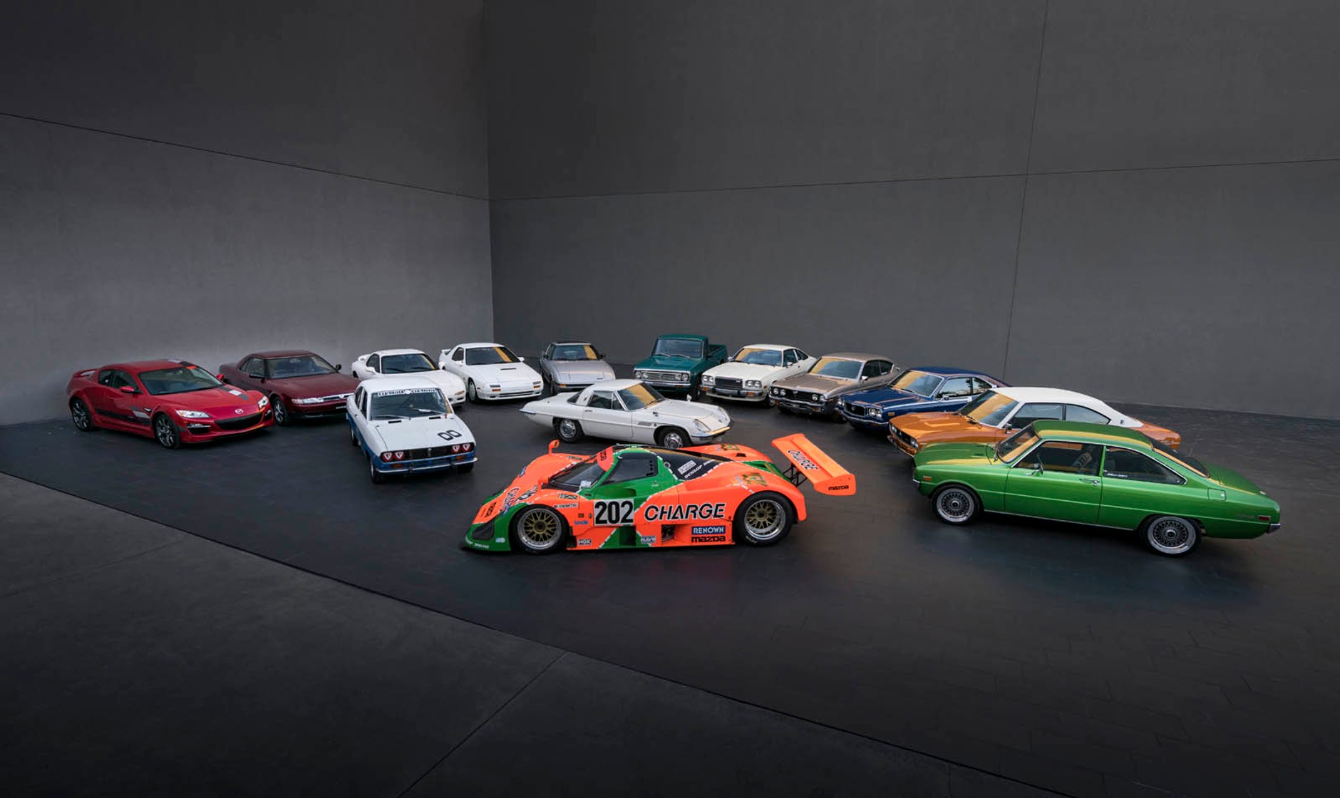 50 lat Mazdy napędzanej silnikiem z wirującym tłokiem