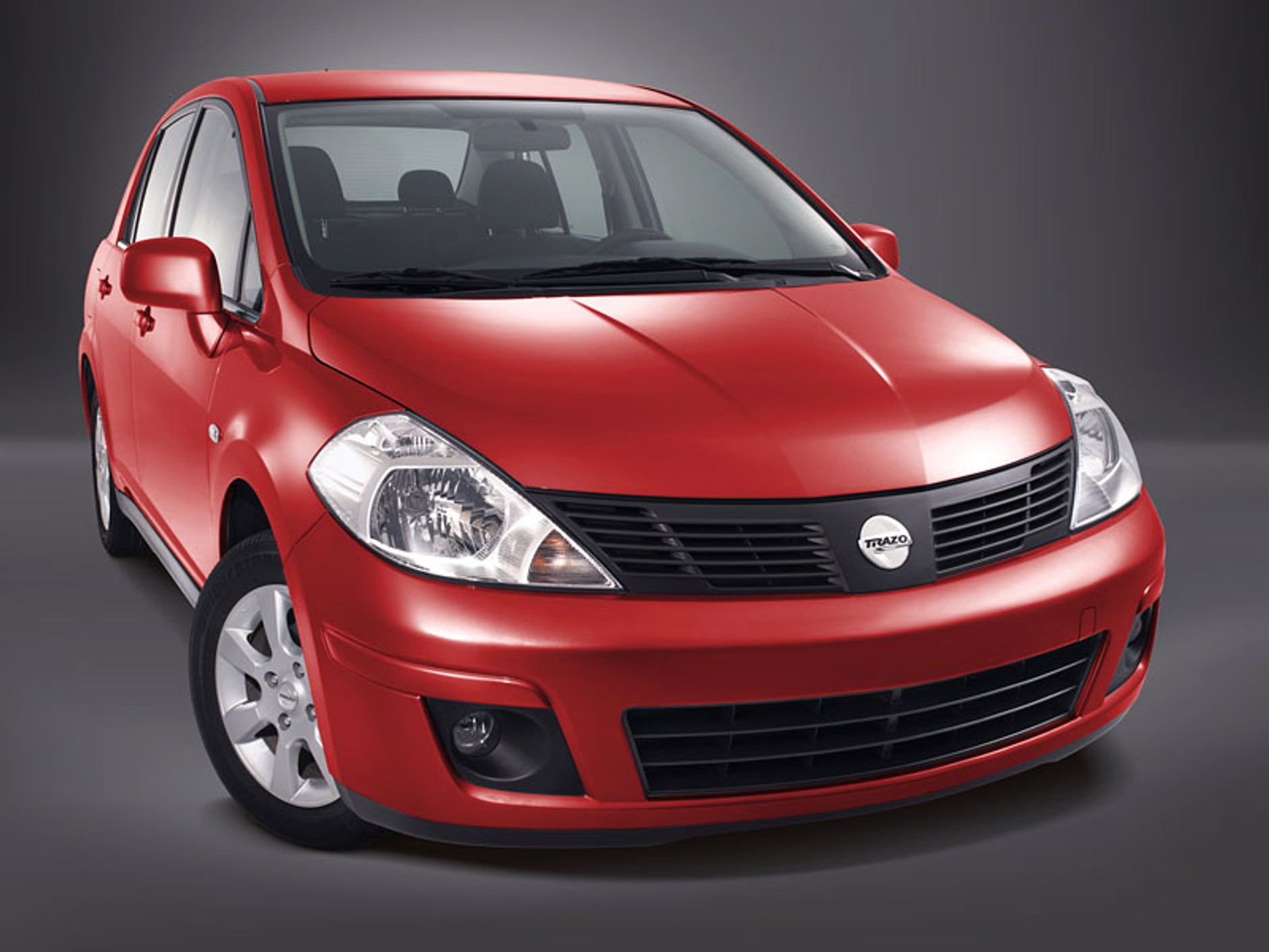 Dodge Trazo C1.8: Nissan Tiida dla Ameryki Południowej
