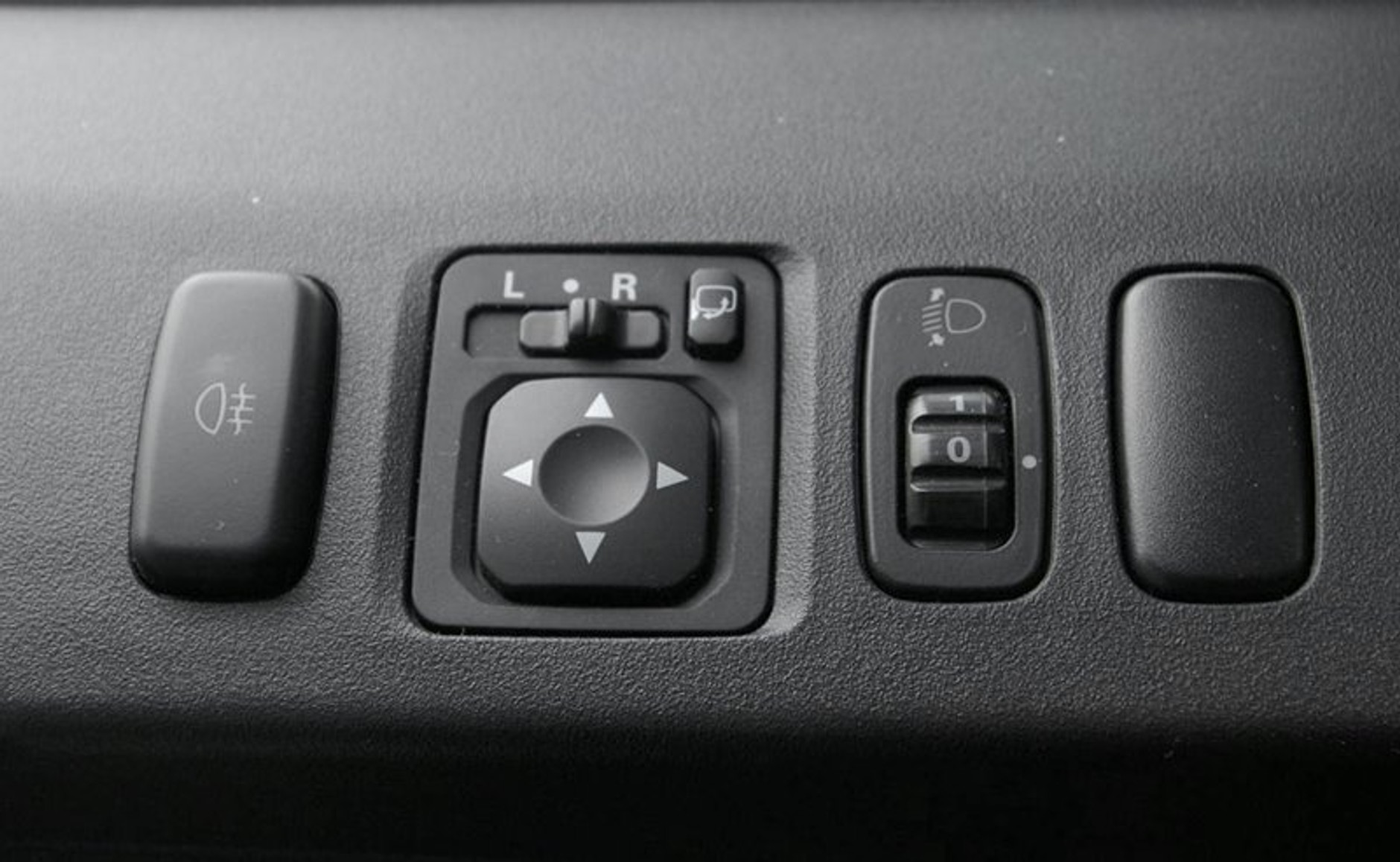 Mitsubishi Pajero 3.2 DI-D SWB – zwinna jaszczurka