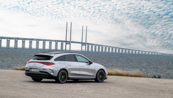 Takiego kombi Mercedes jeszcze nigdy nie stworzył. Teraz będzie je sprzedawać