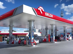 Ceny paliw miały spadać, jednak rosną. ON w hurcie znów po 7,40 zł za litr