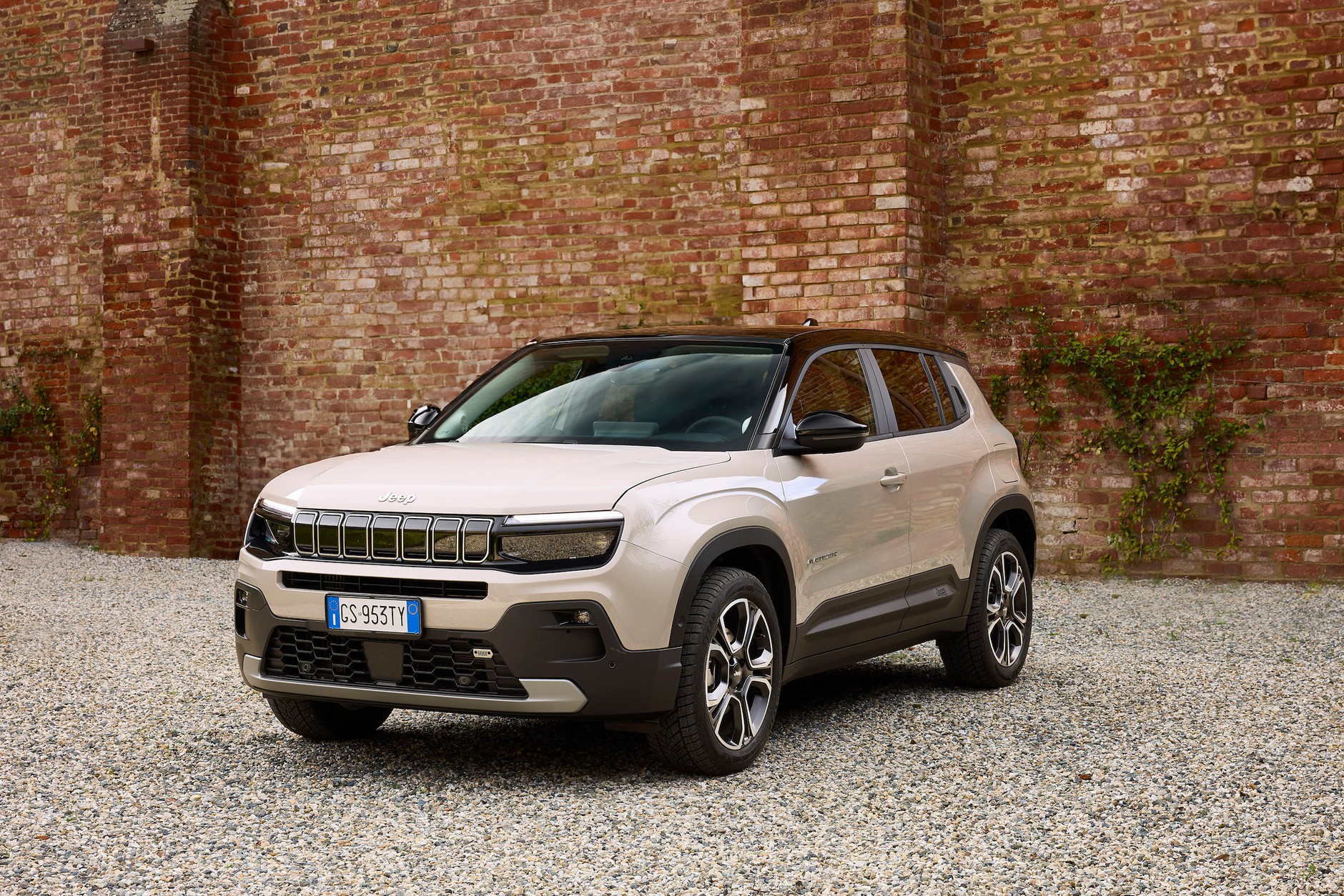 Jeep Avenger e-Hybrid