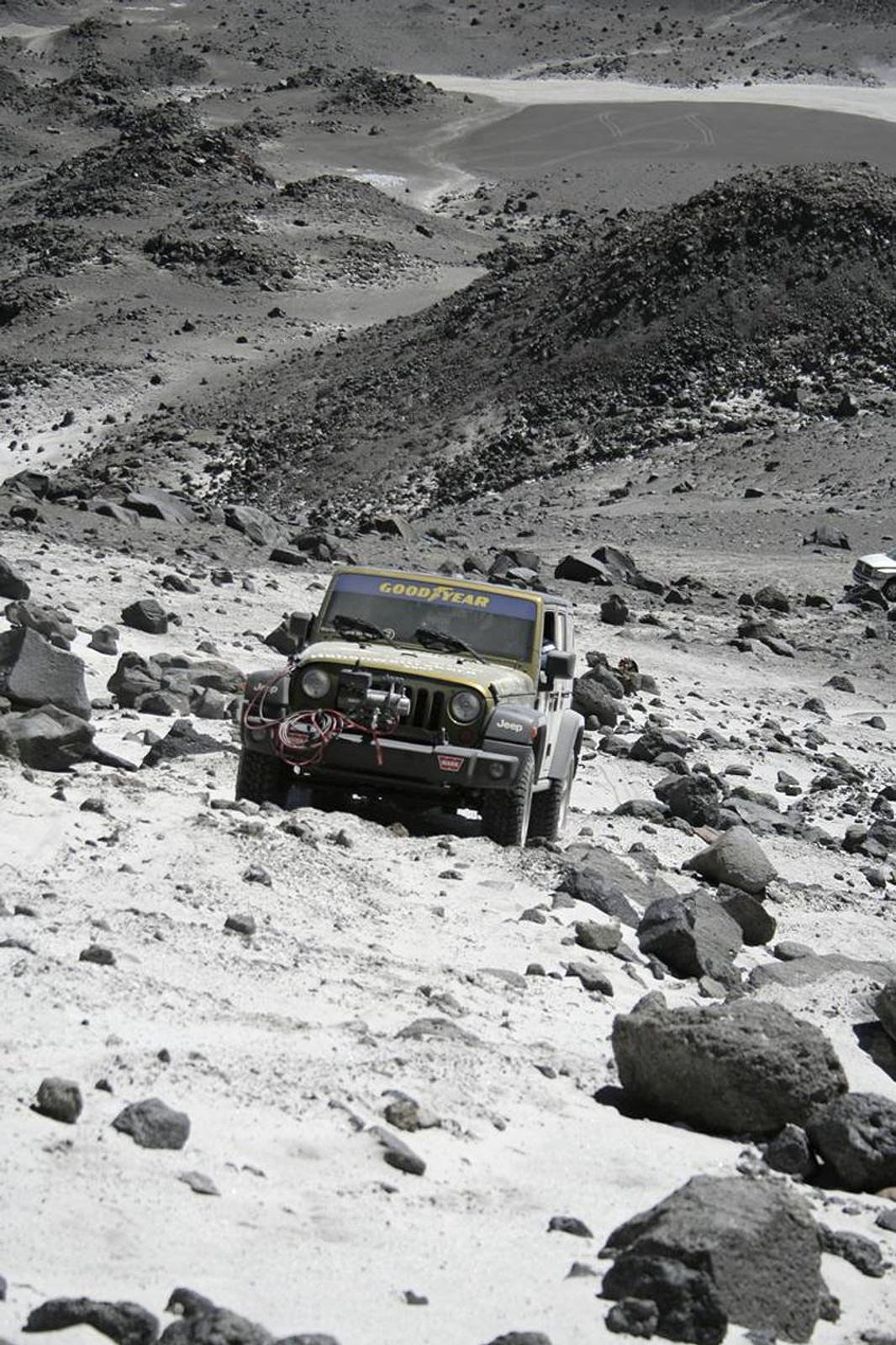 Jeepem Wrangler Unlimited Rubicon na wysokość 6646 m n. p. m.