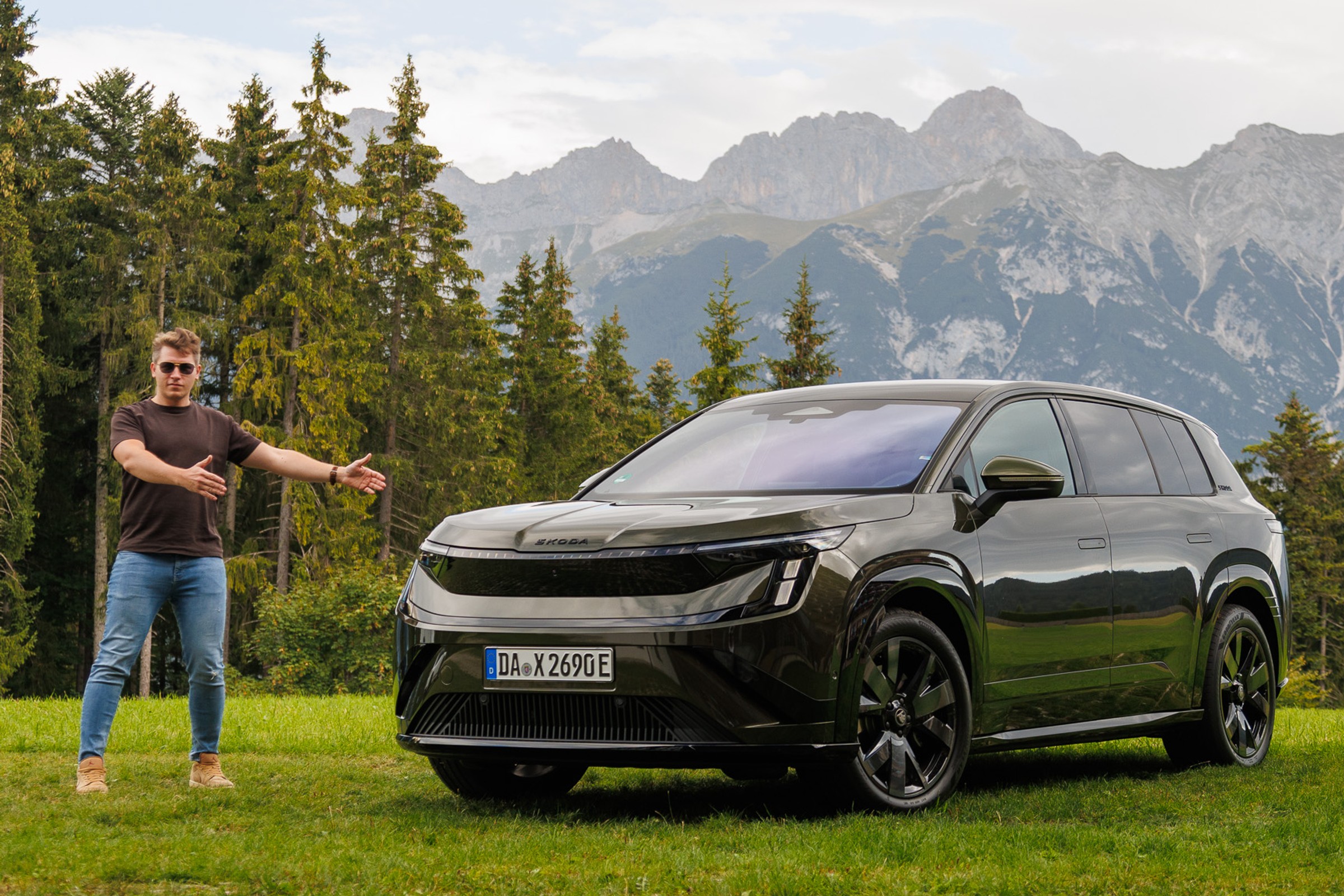 Skoda Peaq to największy model od Czechów. Jest ogromna, wygodna, a wnętrze jak w autach premium