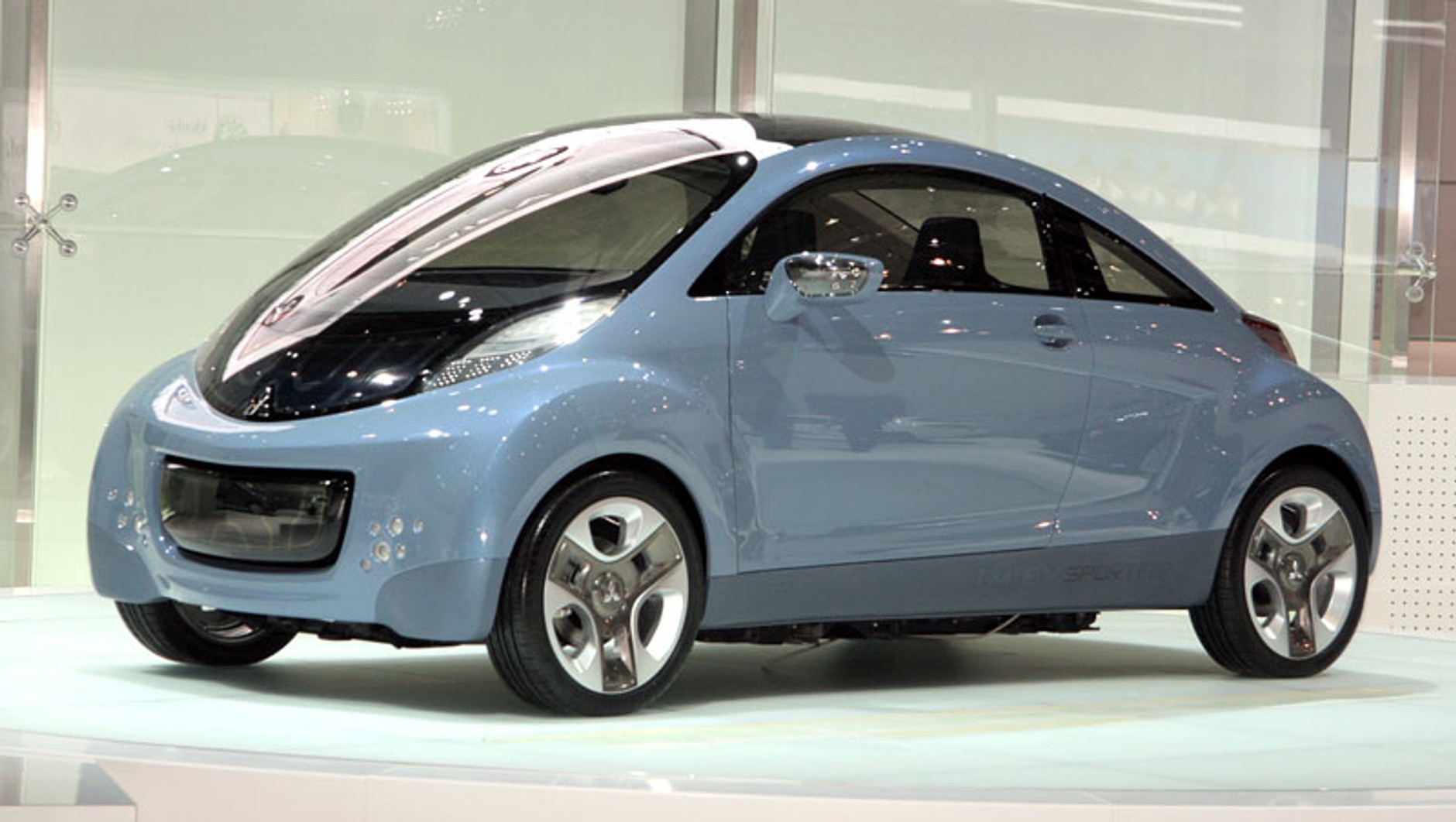 Genewa 2009: Mitsubishi pokazało concept car – kabriolet i MiEV SPORT AIR