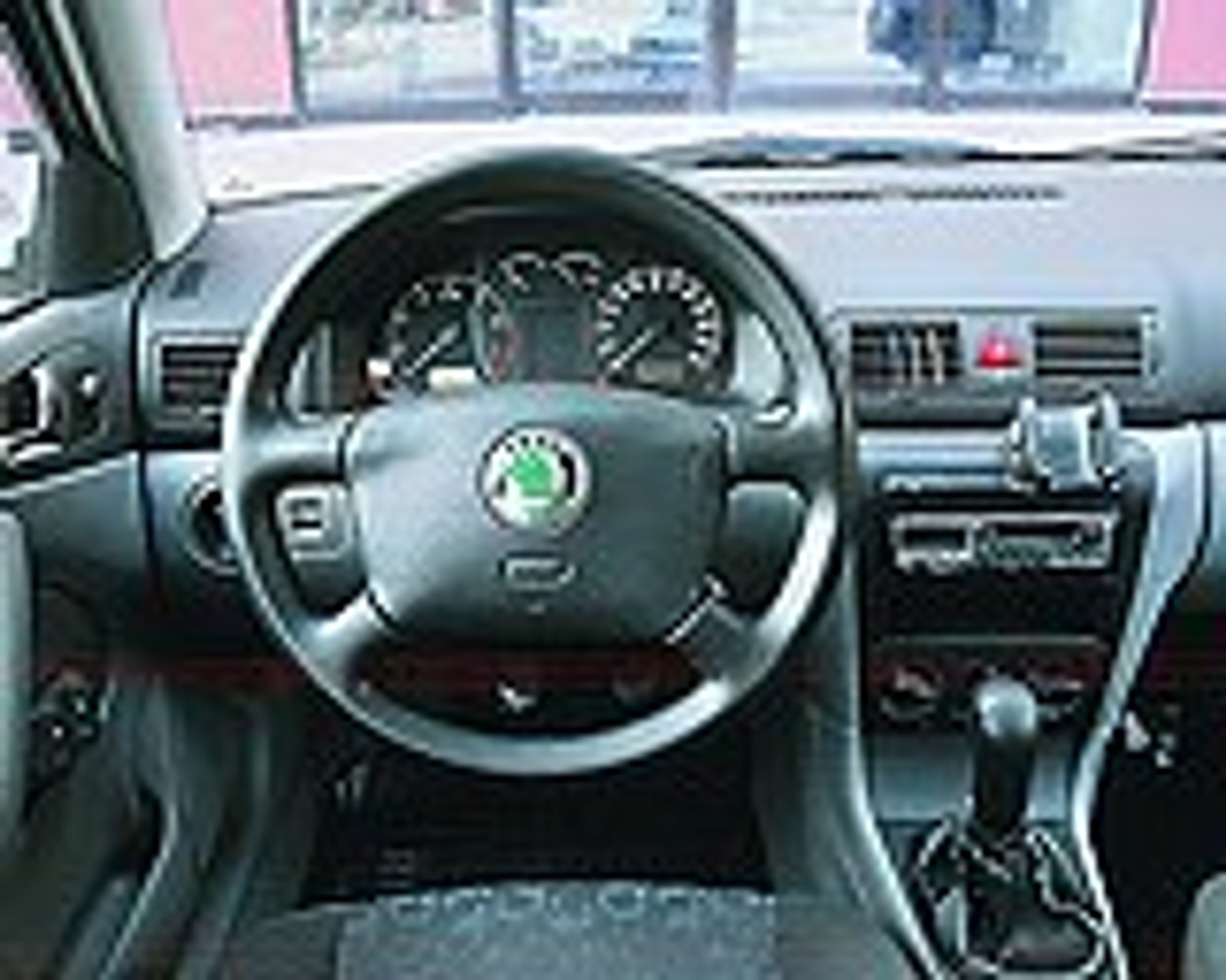 Przestrzeń za wszelką cenę