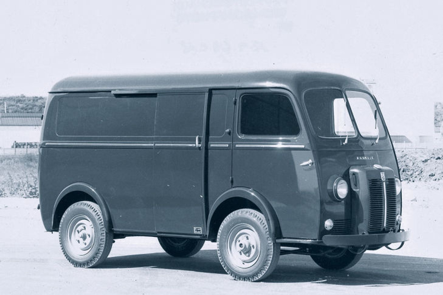 Peugeot D4