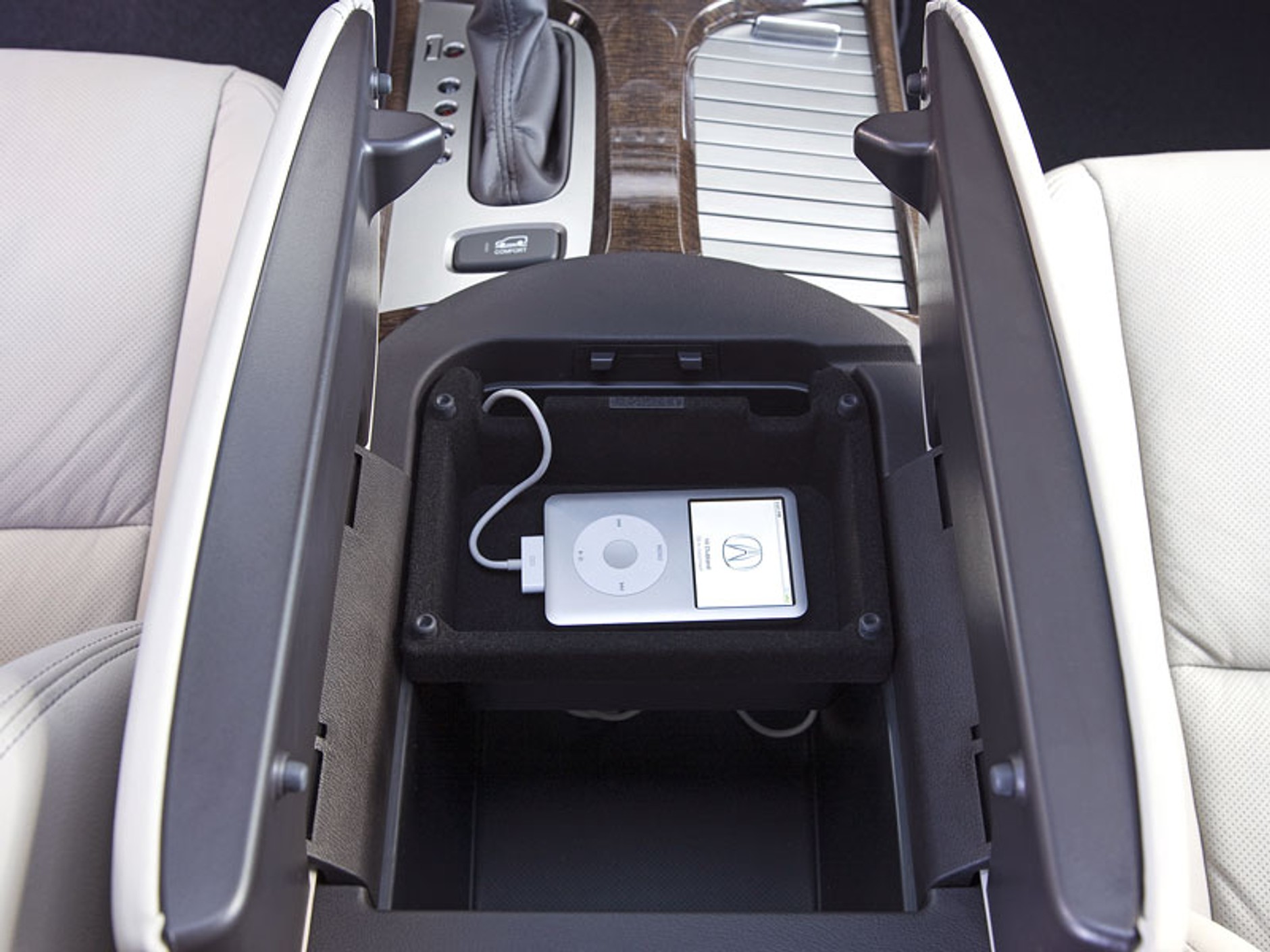 Acura MDX: facelifting siedmioosobowego modelu SUV na rok 2010