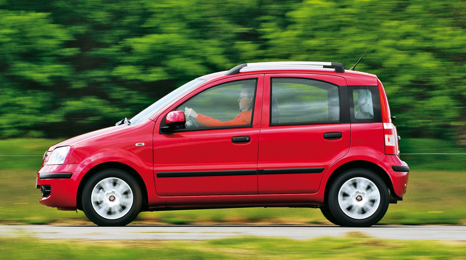 Kia Picanto kontra najwięksi konkurenci. Poznaj nowy wymiar miejskiego auta