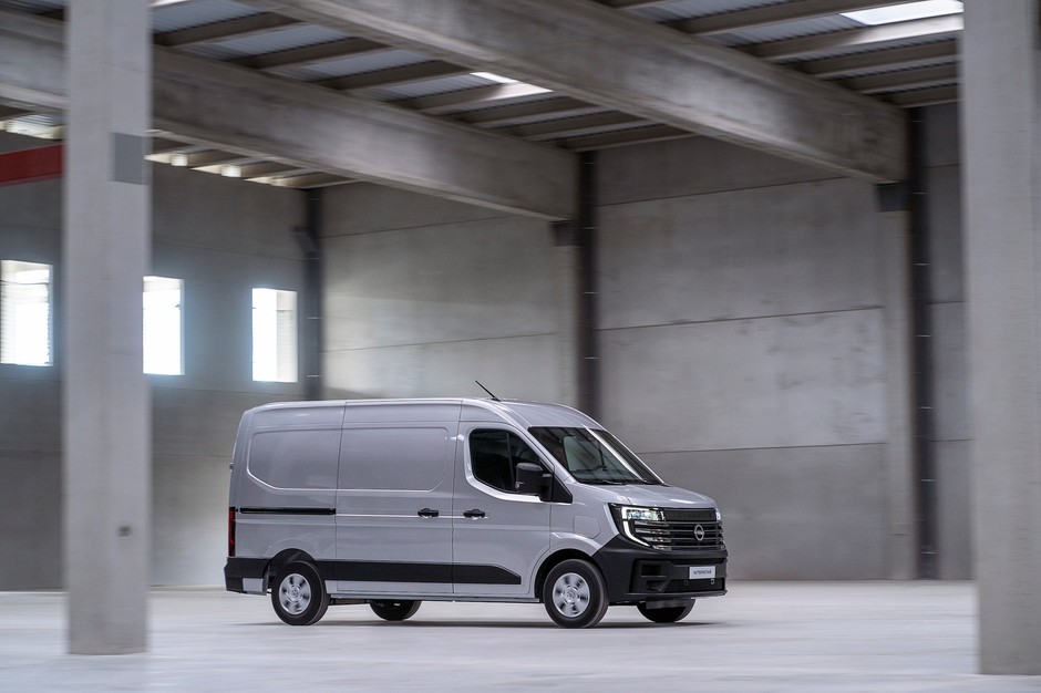 Nissan Interstar III