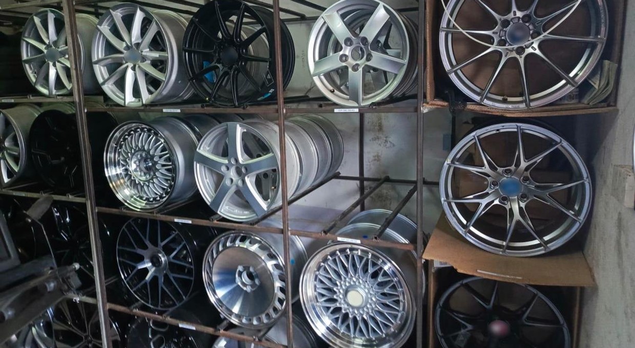 Sprzedawał podrobione felgi. Grozi mu pięć lat więzienia