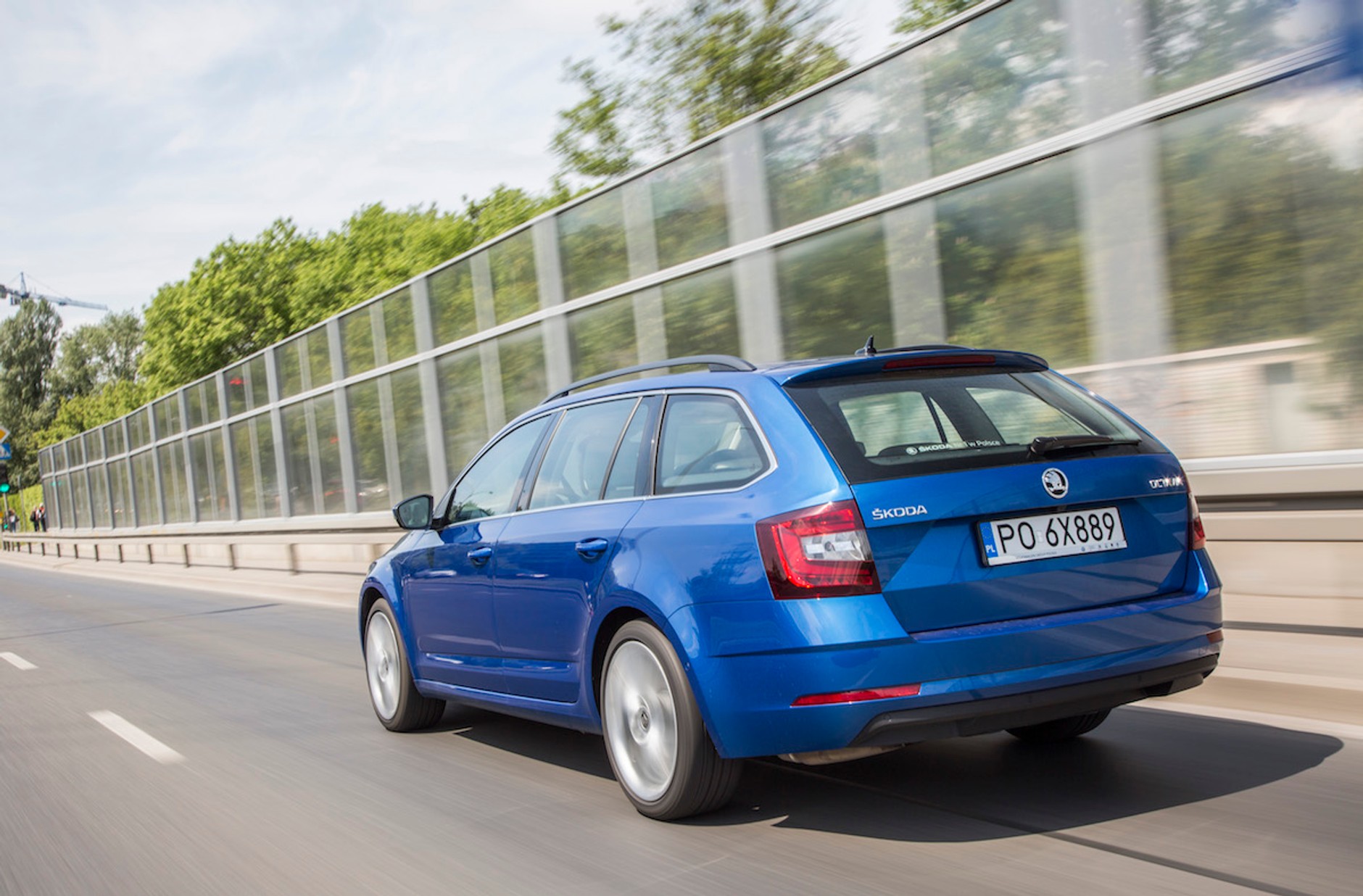 Skoda Octavia Combi 1.5 TSI DSG7 (3. generacja) cena od 85 100 zł (rocznik 2019, rabat 15 000 zł)