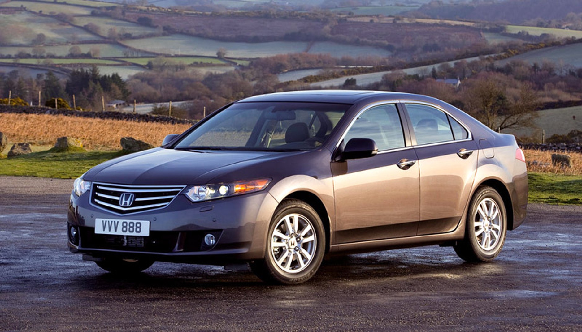 Honda Accord – wysokie tony (dane techniczne, fotogaleria)