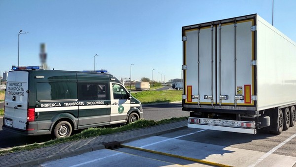 W ten sposób przewozili tony towaru. Inspektorzy ITD aż złapali się za głowy
