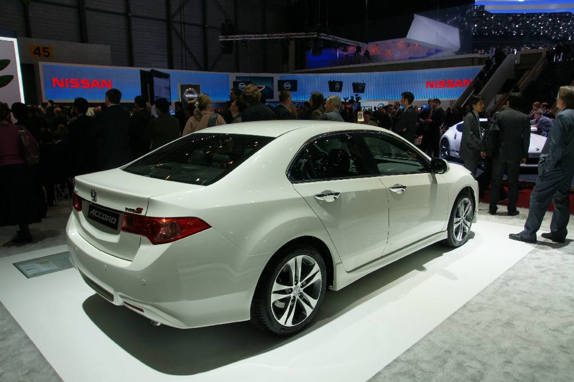 Samochodowe nowości prosto z Genewy (galeria 2.)