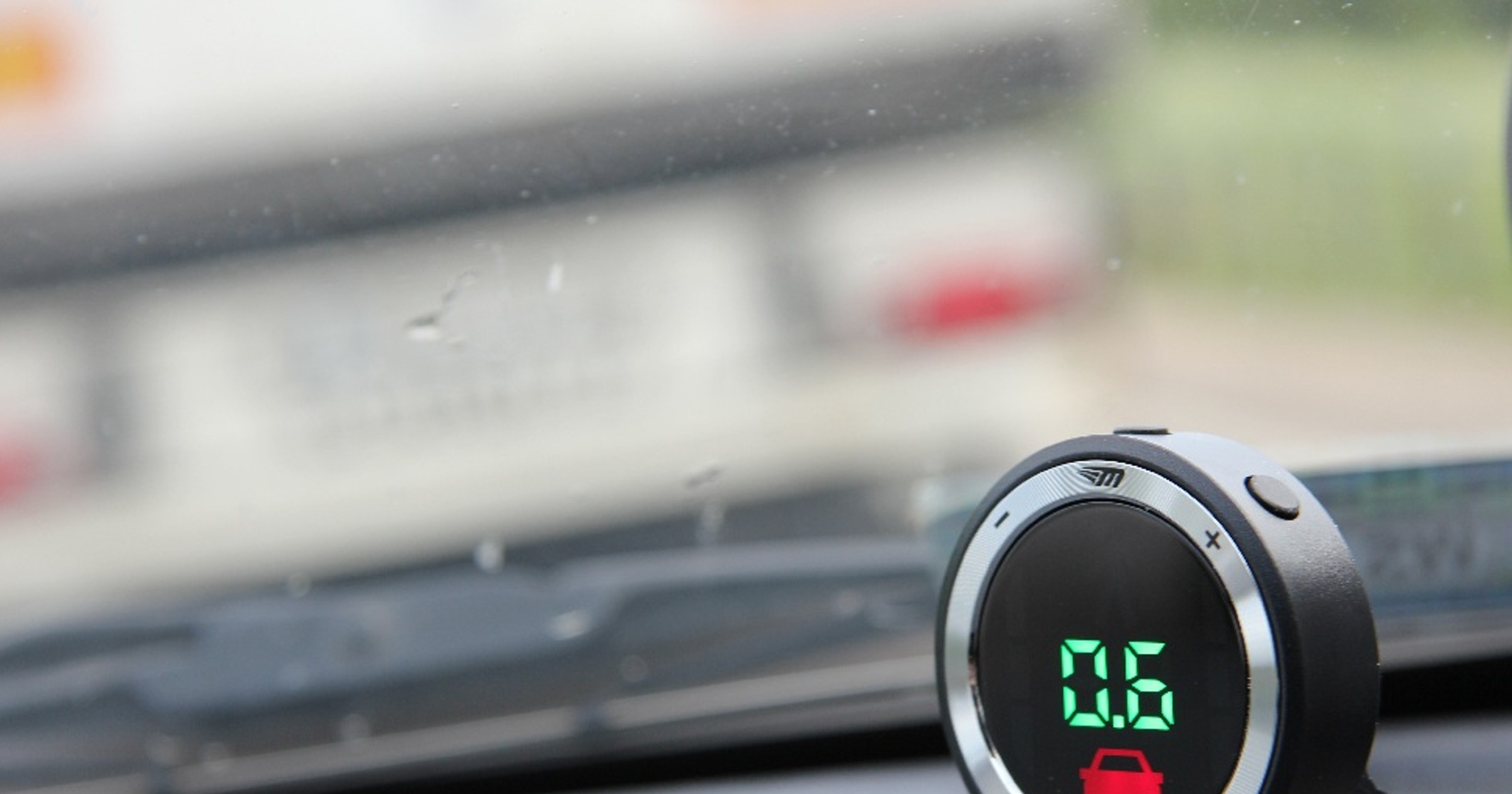 Kamera  Mobileye bardzo trafnie wykrywa pojazdy