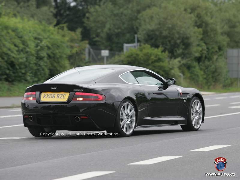 Zdjęcia szpiegowskie: Aston Martin DBRS9 na Nürburgring