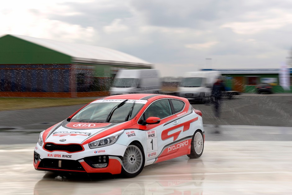 Kia Lotos Race 2017 - pierwsze treningi przez startem sezonu