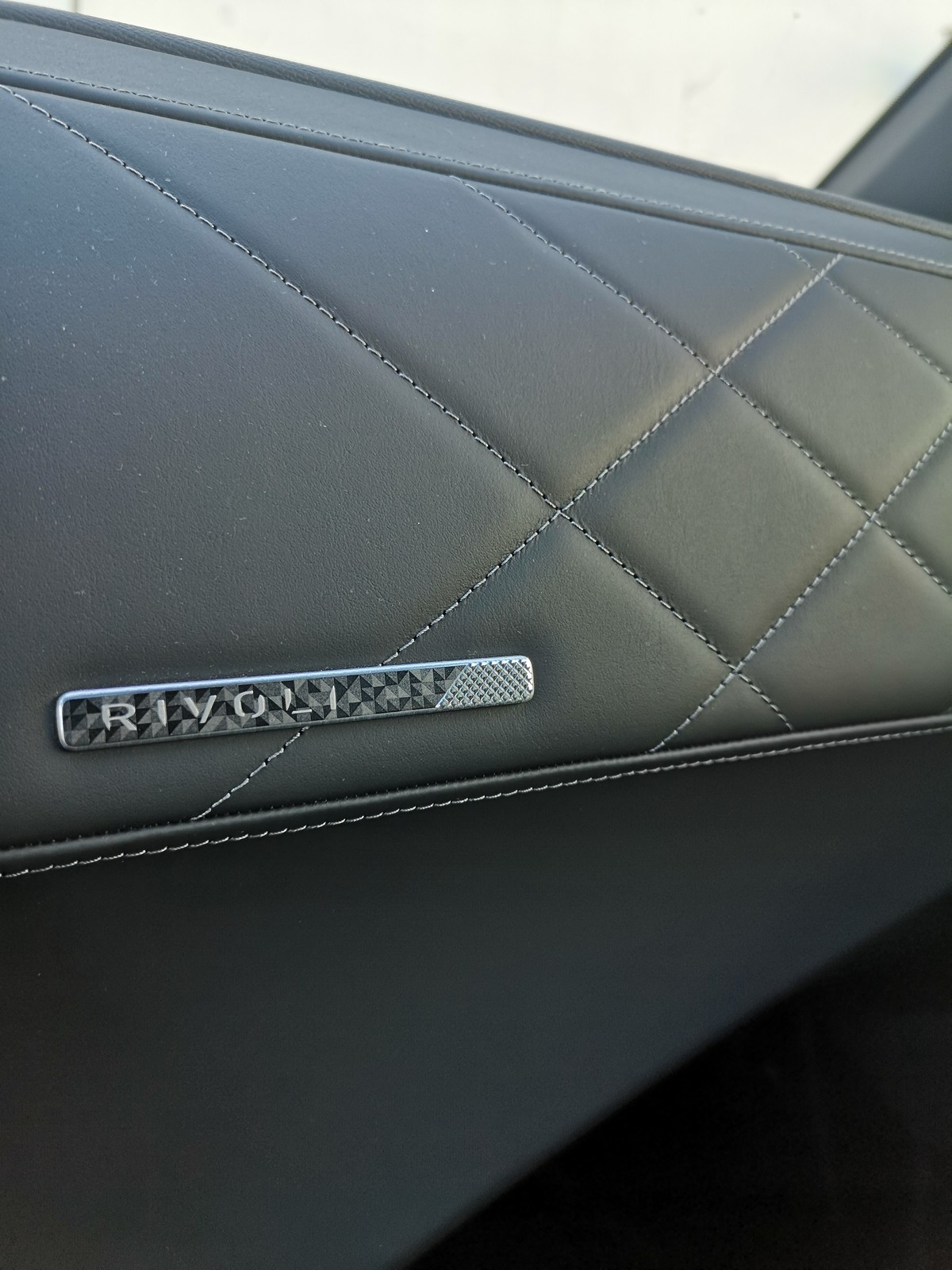 DS7 Crossback E-Tense 300 Rivoli