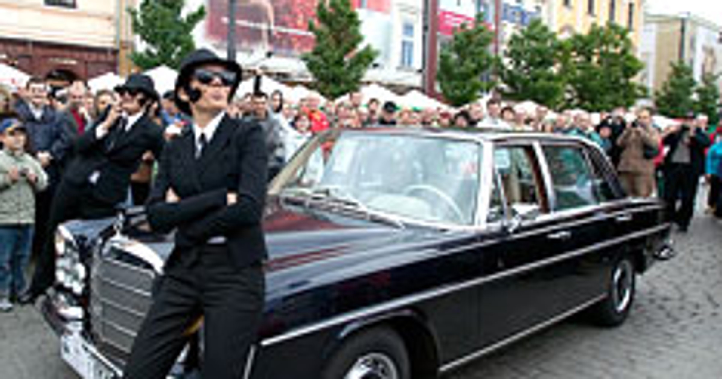 Mercedes: gwiazdy zdobyły krakowski rynek