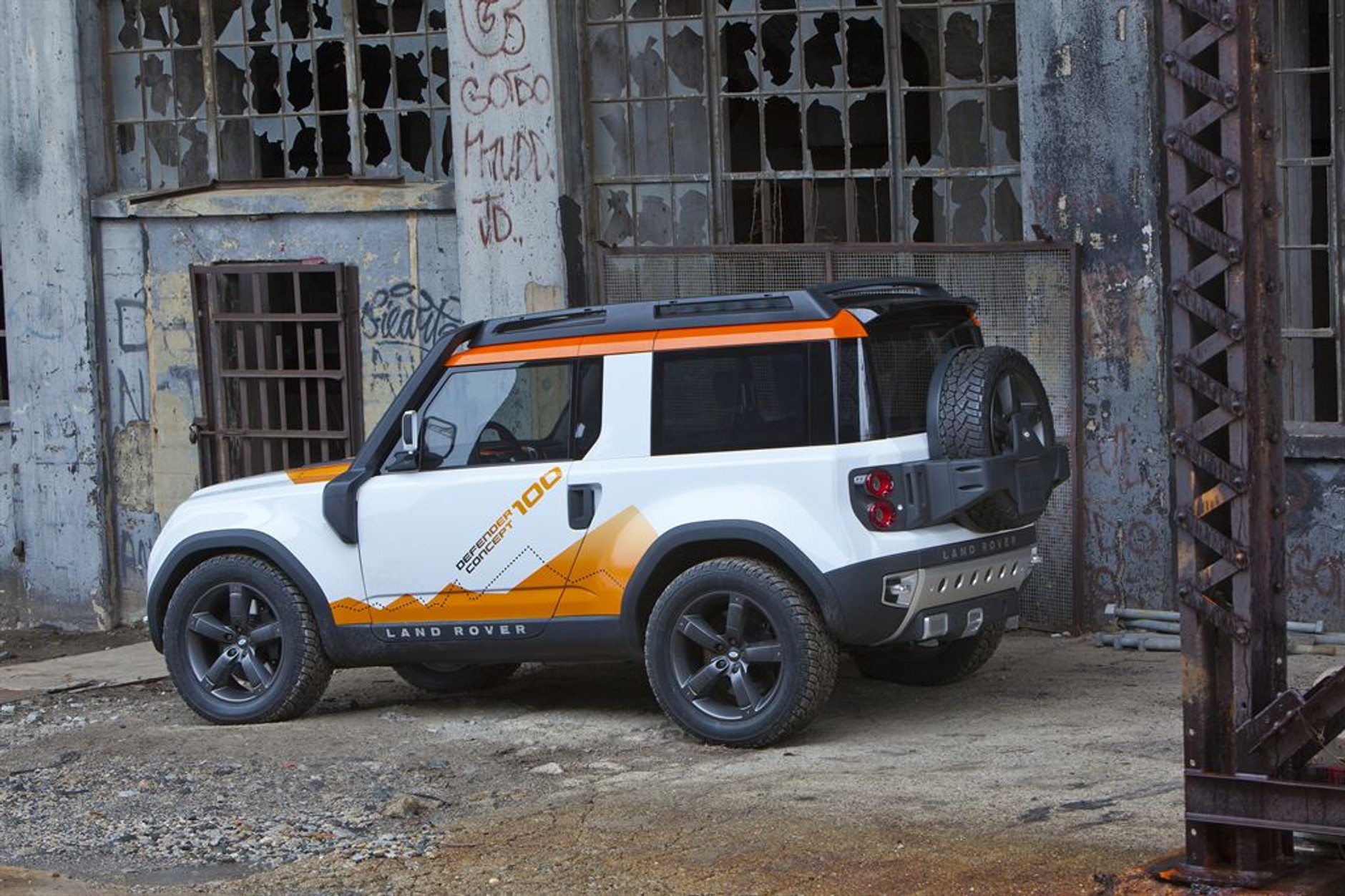 Land Rover na targach w USA