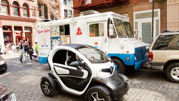 Renault Twizy kosztuje 33 900 zł