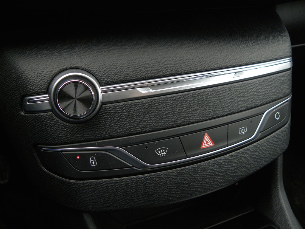 Peugeot 308 SW 1.6 BlueHDi