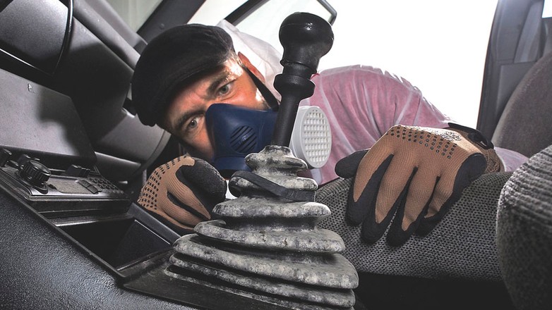 Likwidujemy pleśń w aucie