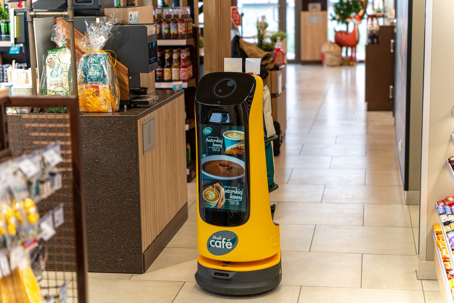 Pierwsze w Europie roboty na stacji paliw Shell. Pilotażowe projekt we Wrześni w Polsce