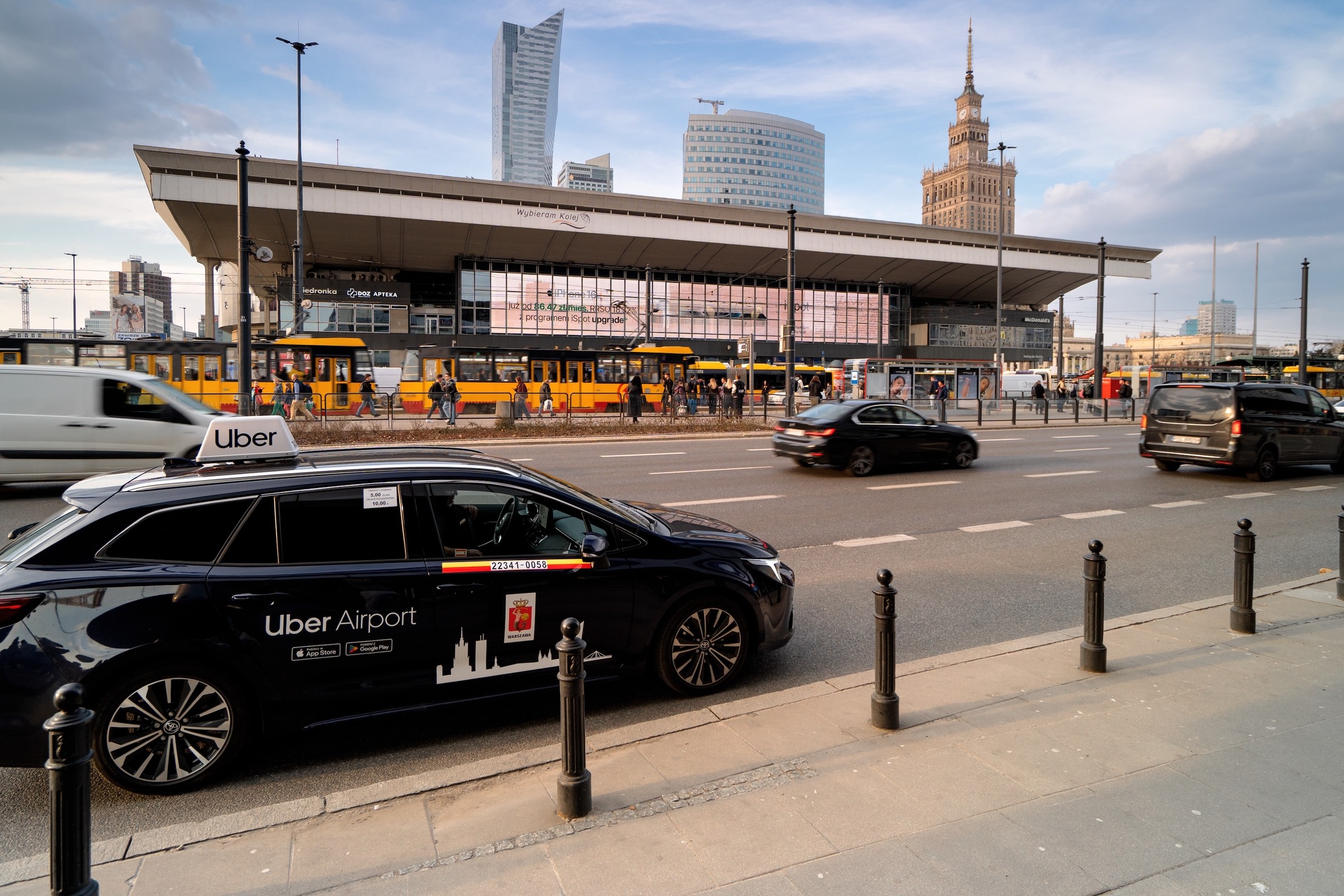 Ile tak naprawdę zarabia kierowca Ubera? Z jednym rozmawiałem. Zapytałem, jak wygląda ta praca