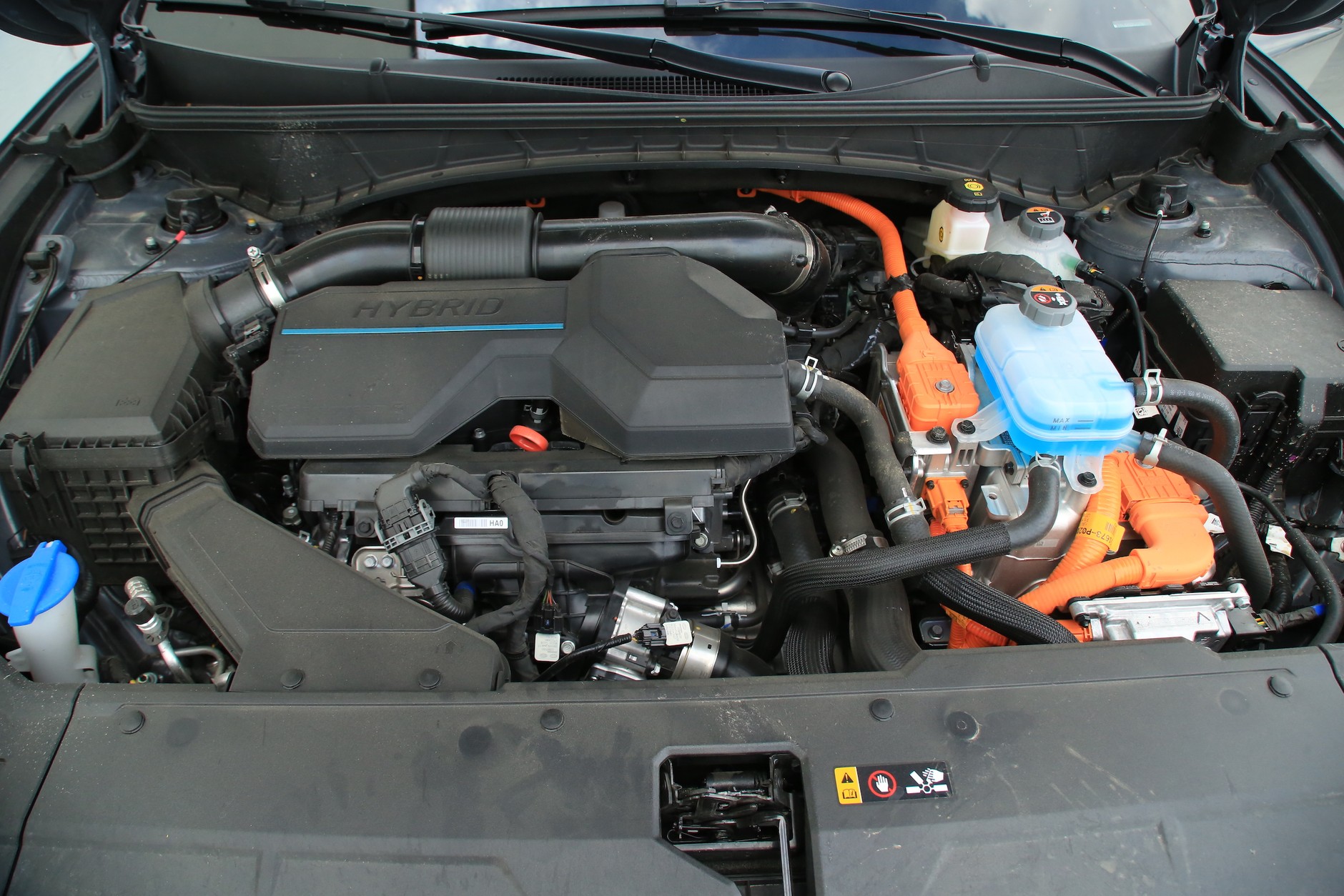 Silnik 1.6 T-GDI w hybrydzie PHEV Hyundaia Tucsona