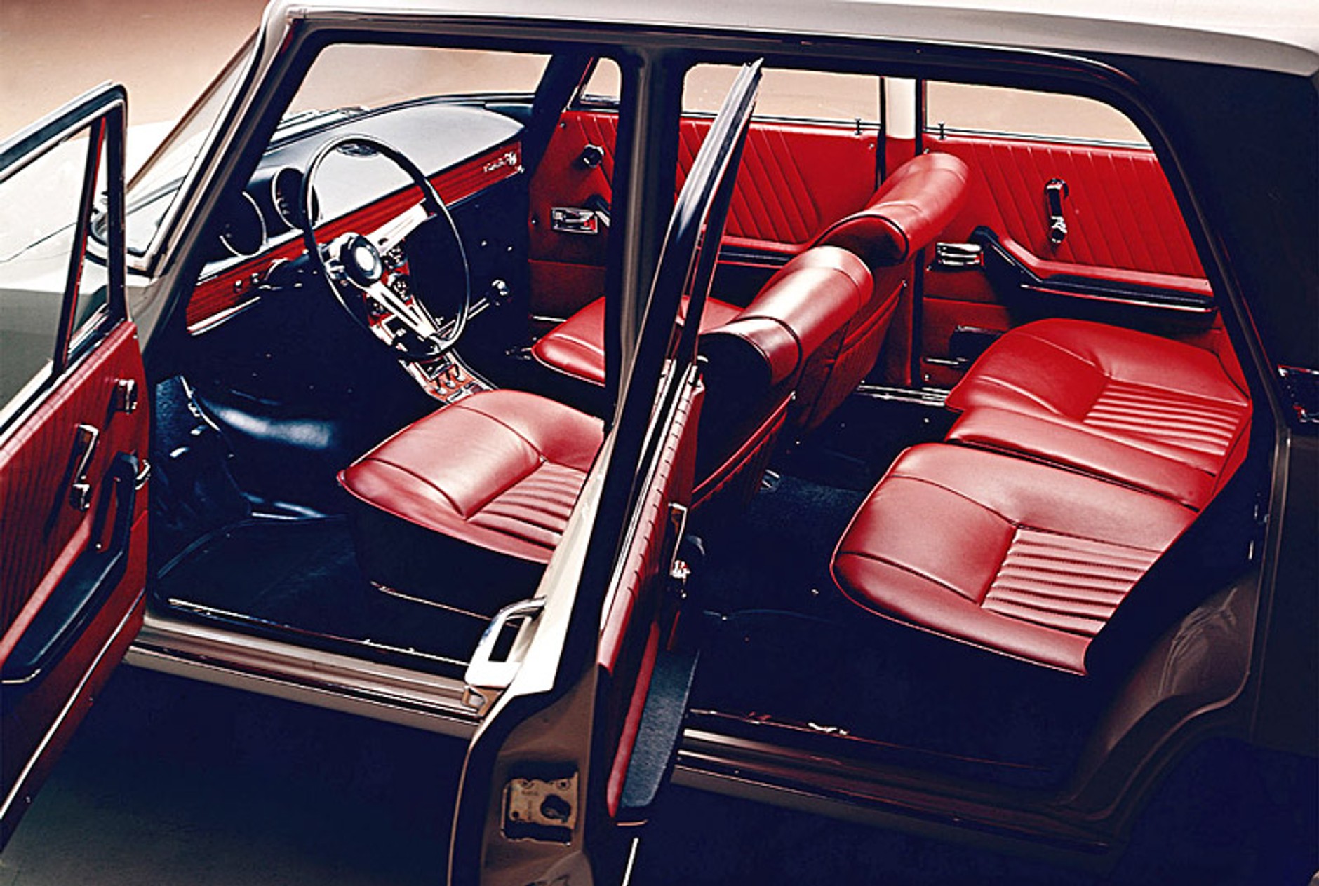 Historia marki Alfa Romeo w fotografii (1950-2000)