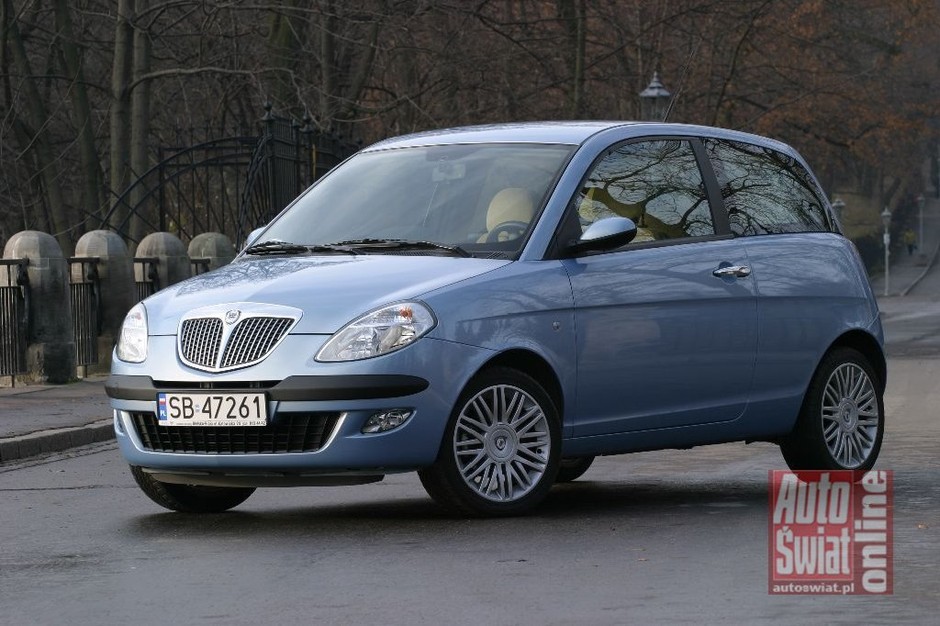 Lancia Ypsilon