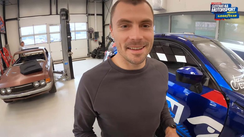 Kuba Przygoński i jego auto na oponach Goodyear