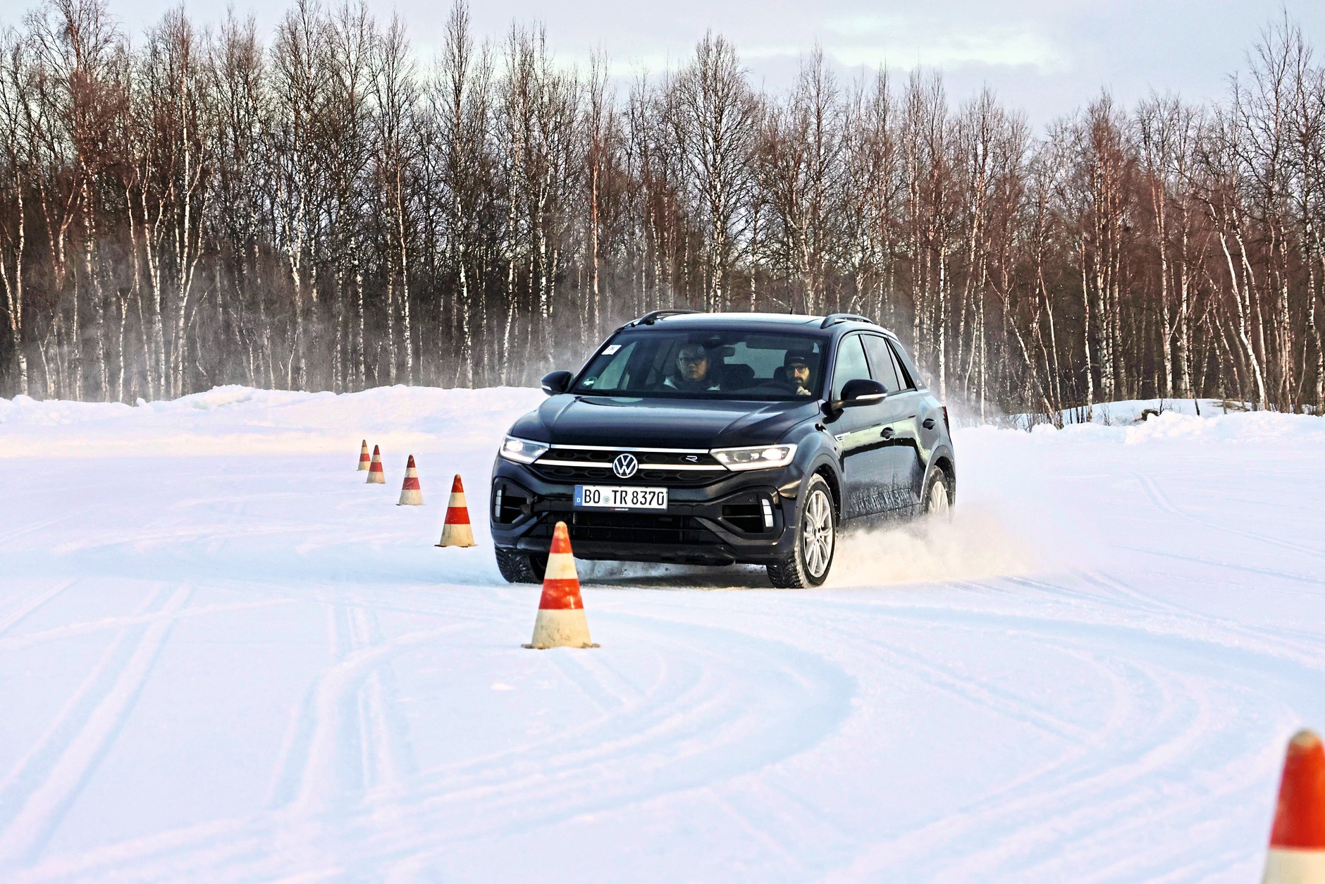 Test opon zimowych do SUV-ów 2025