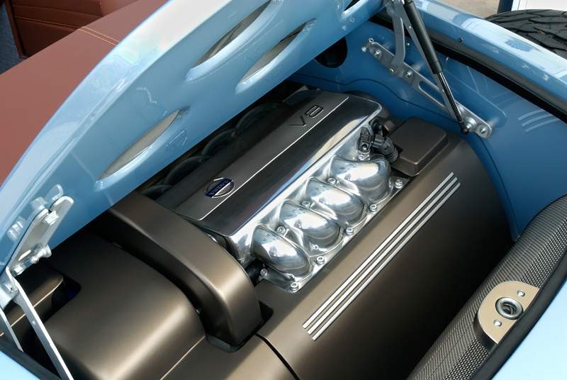 Caresto V8 – szwedzkie retro (+ klip)