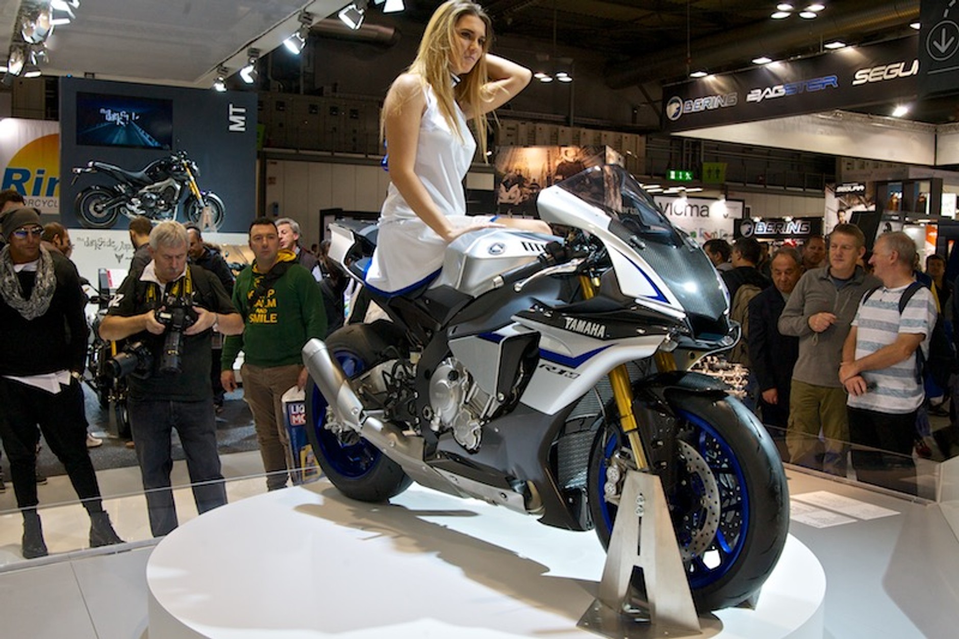 Yamaha YZF-R1
