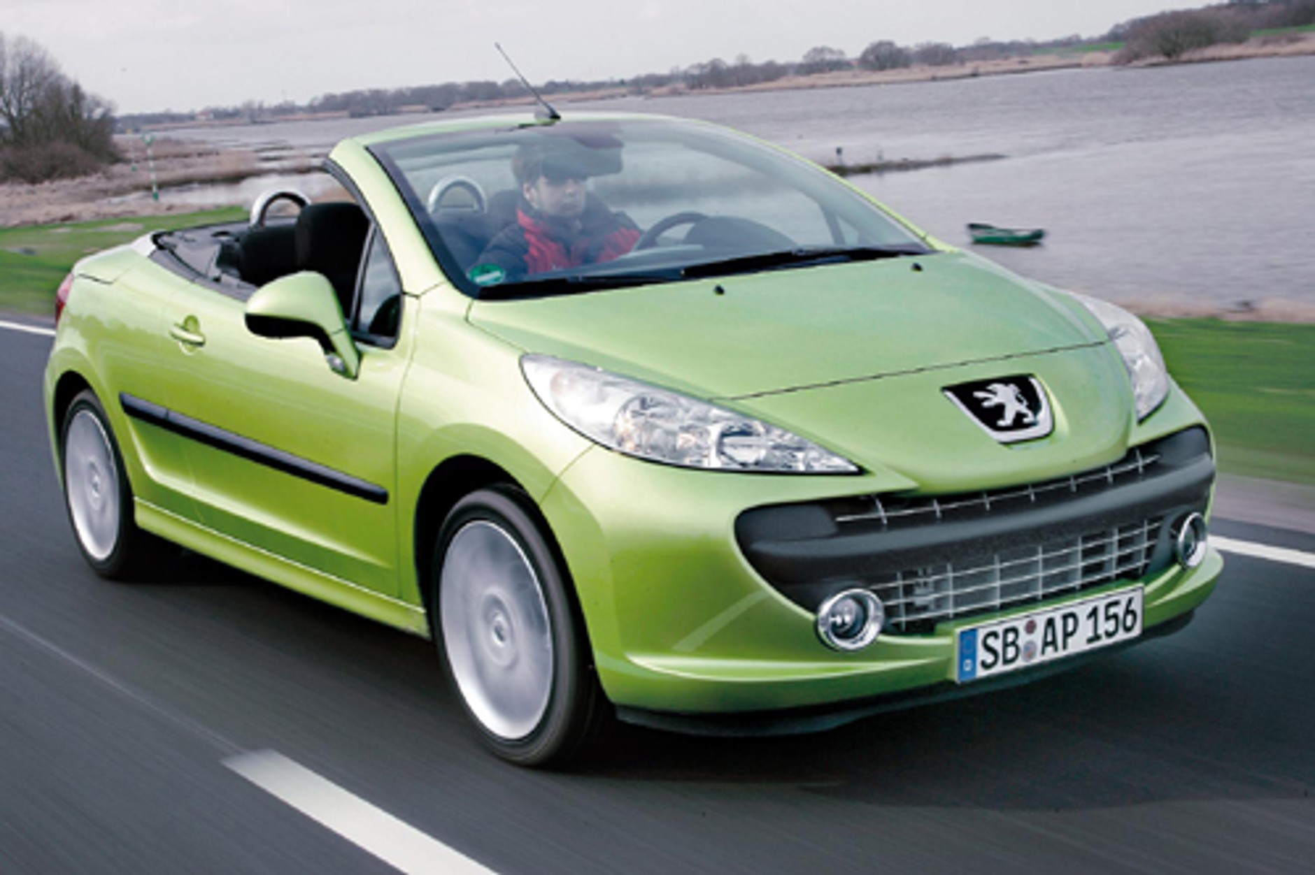 Opel Tigra, Peugeot 207CC, Mitsubishi Colt CZC - Na słońce i na deszcz!