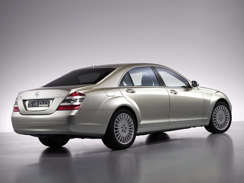 IAA Frankfurt 2007: Mercedes-Benz S 400 Hybrid – jako pierwszy w serii z akumulatorami li-ion
