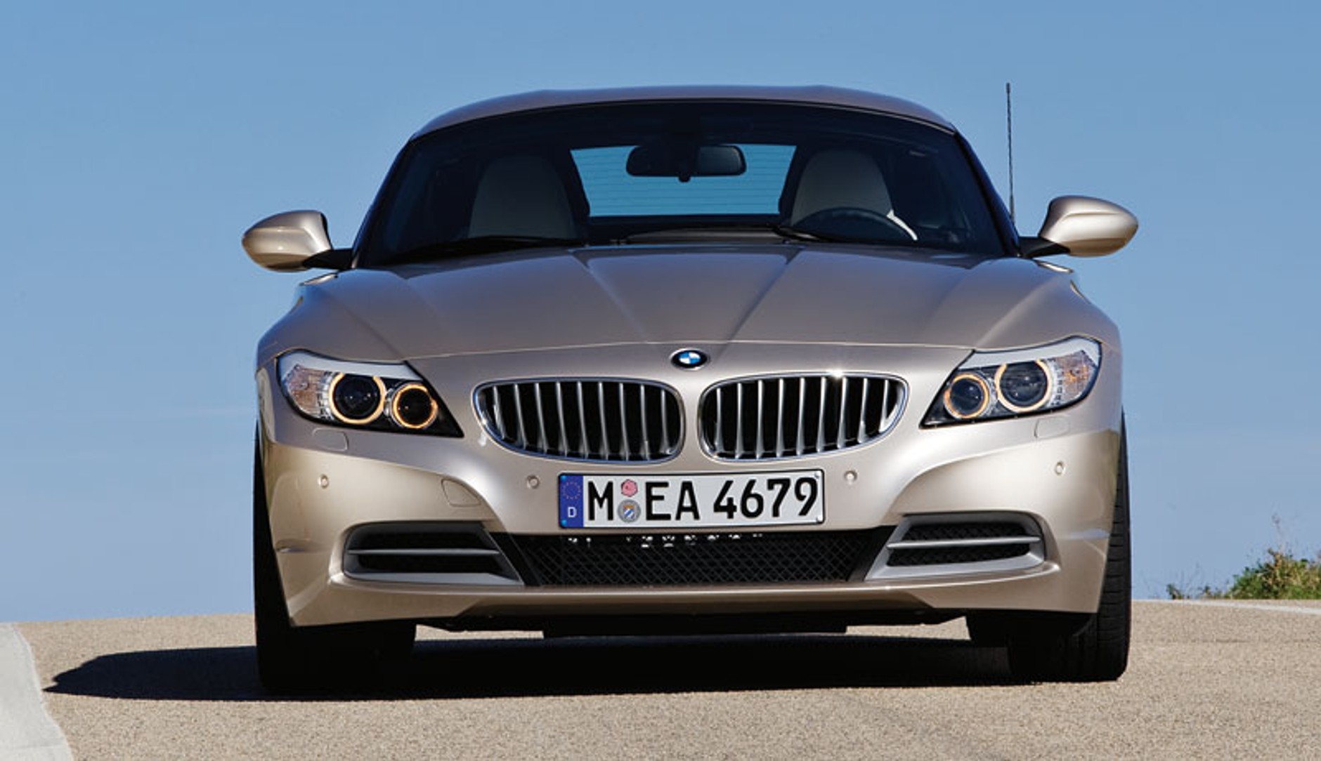 BMW: nowy Z4 Roadster wylądował w Warszawie (cena w Polsce)