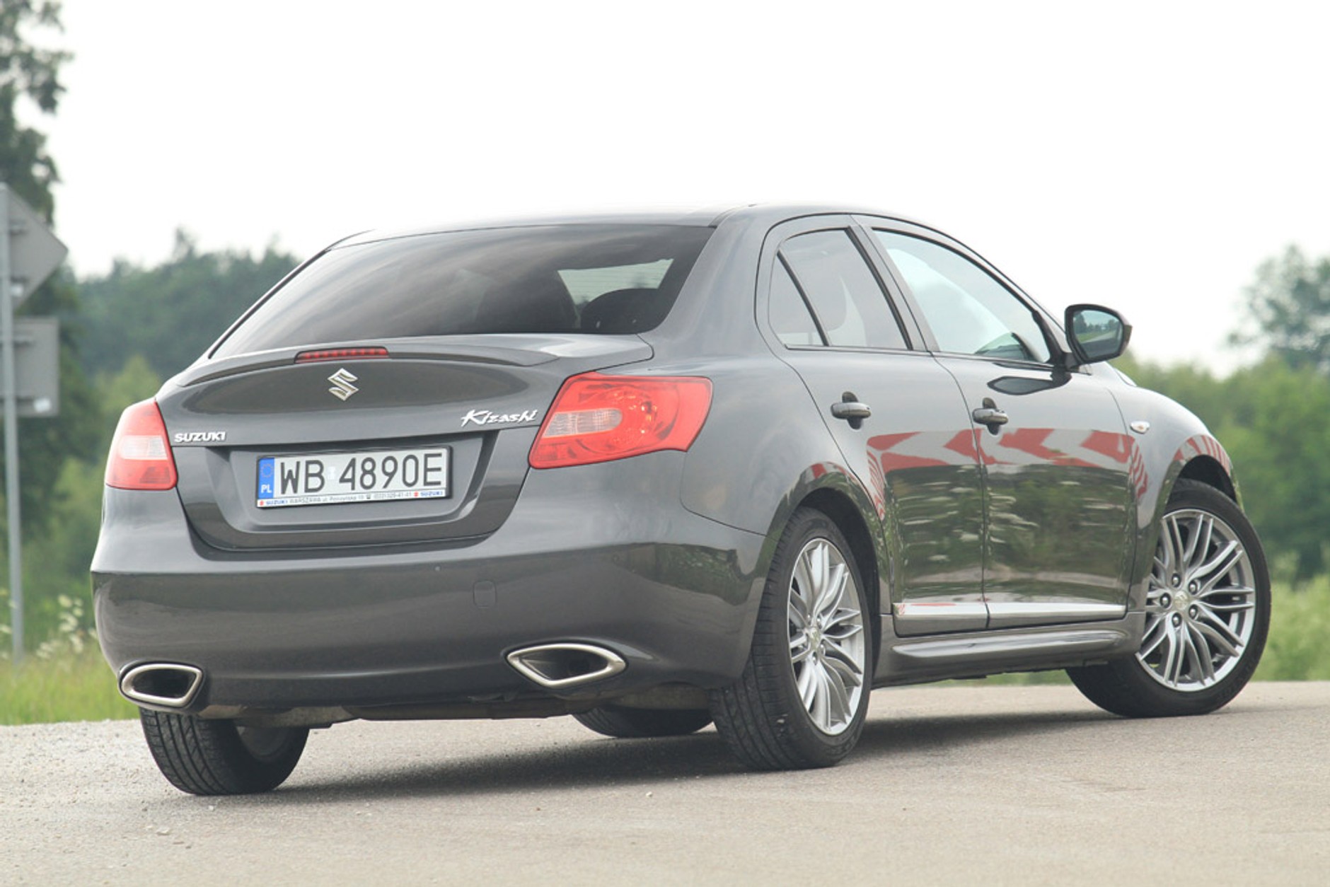 Suzuki Kizashi: alternatywa w klasie średniej