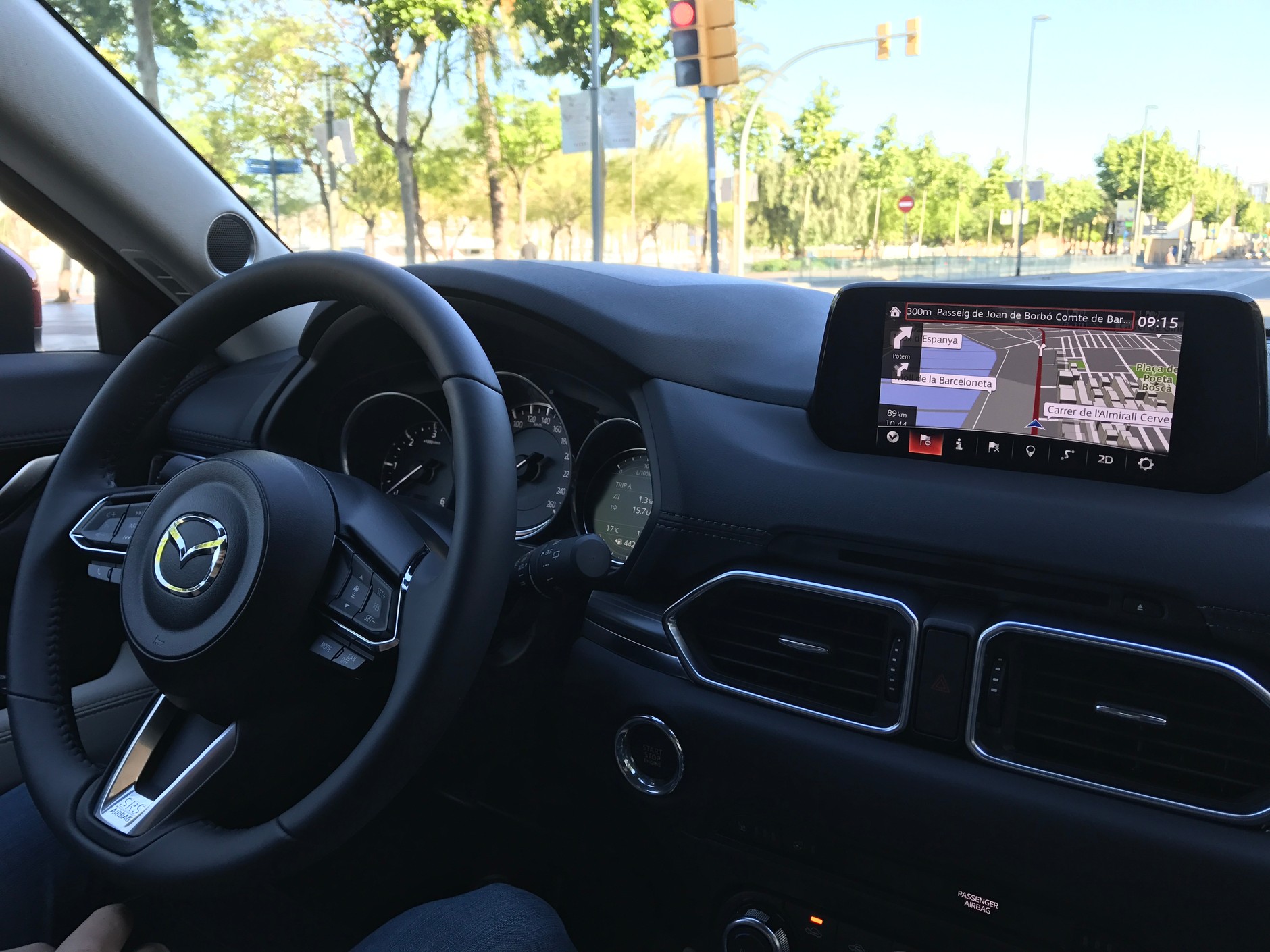 Firmowa nawigacja to dobrze znany system z innych modeli Mazdy