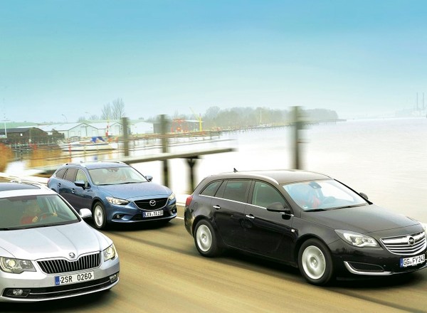 Ford Mondeo, Mazda 6 Sport, Opel Insignia i Skoda Superb | Porównanie kombi
