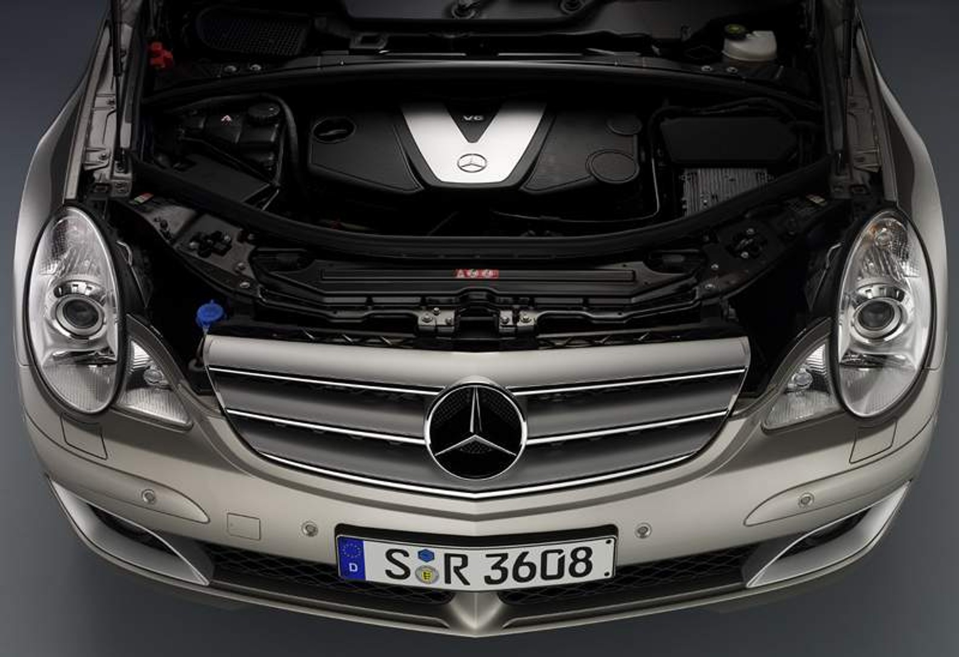 Mercedes-Benz R: dwa nowe modele i podwyższenie komfortu