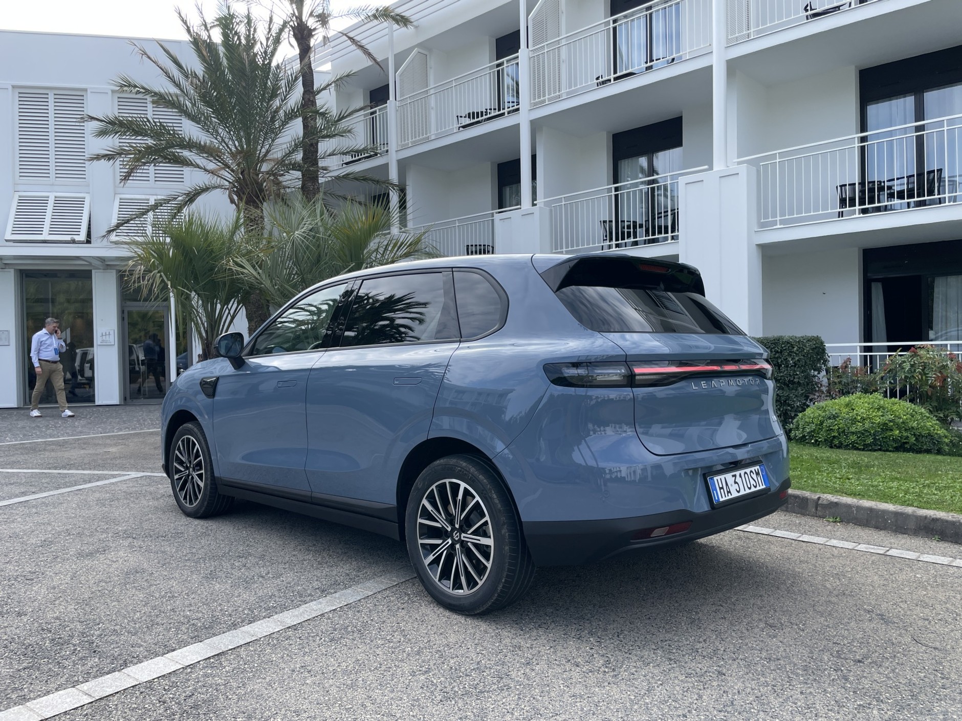 Leapmotor B10