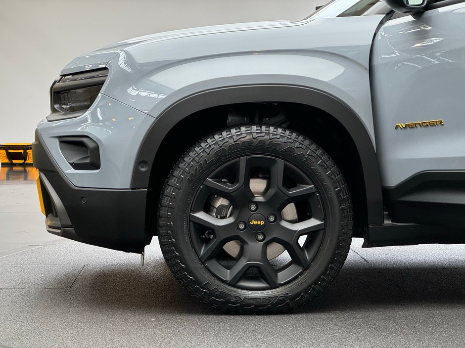 Jeep Avenger 4xe w wersji The North Face Edition