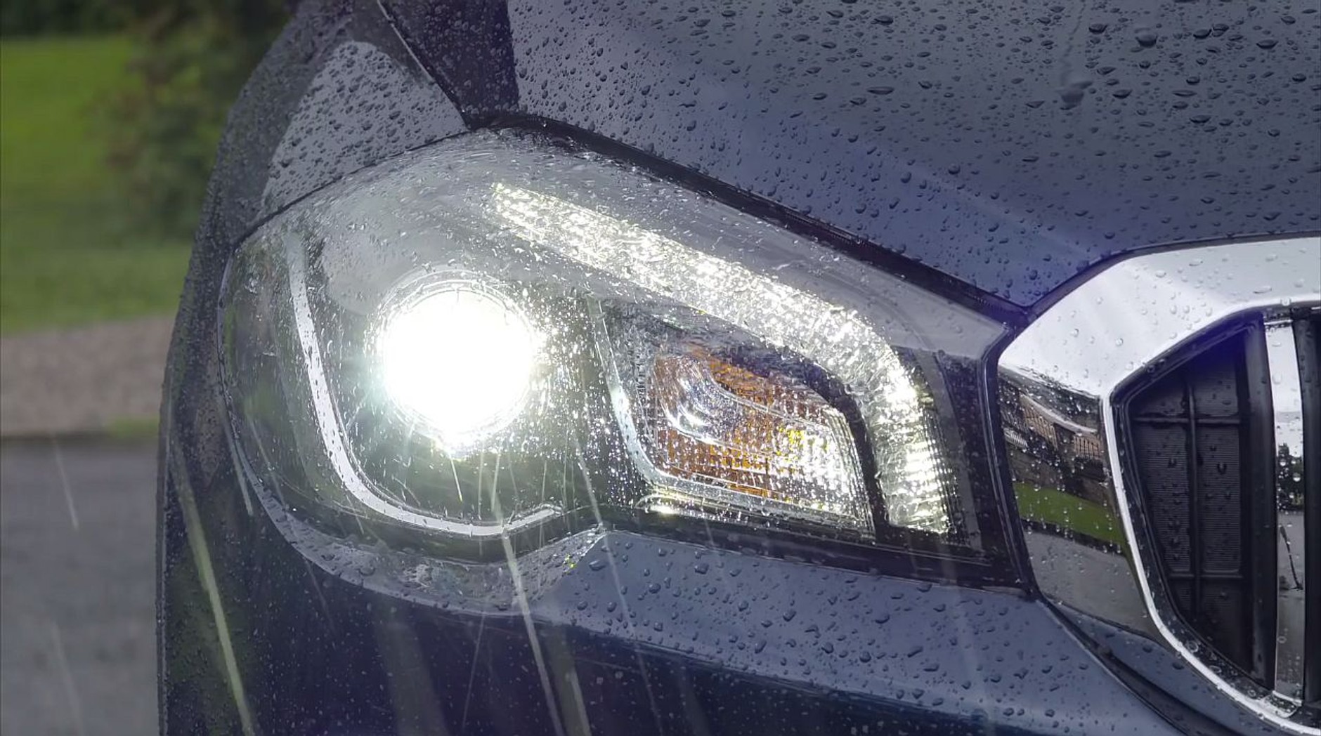 Suzuki SX4 S-Cross 2016 face lifting